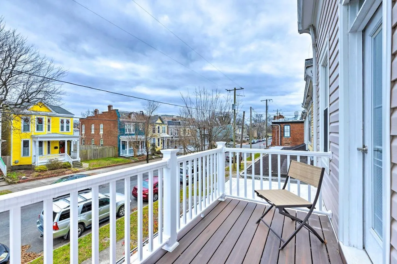Chic Richmond Apartment With Private Deck And Patio! 0*,  Estados Unidos
